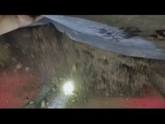 Kırmızı-siyah kauçuk ekran paneli