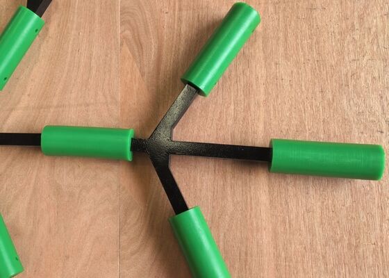 Wear Resistant Declogging Rods for Flip Flow Screens