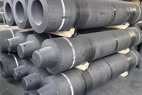 Çelik Üretiminde 75mm ∼ 750mm Yüksek Performanslı Grafit Elektrotları