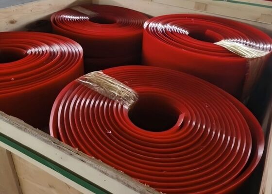 Polyurethane taşıyıcı toz mühürleme tahtası Esnek PU Toplu Malzeme Taşıyıcı