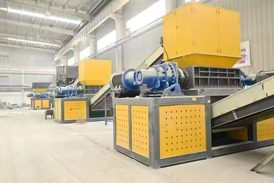 Lastik toz hattı için 800 kg/saatlik lastik çift parçalayıcı