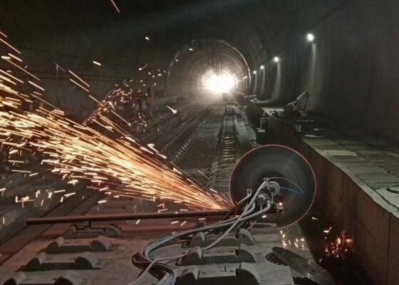 Hassas ve Düşük Titreşimli Betonarme Kesimi için Hidrolik Duvar Testere